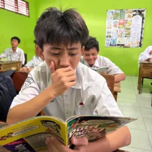 galeri foto perpustakaan mts al uswah (5)